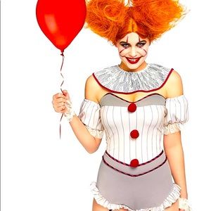 Pennywise girl costume new ❤️